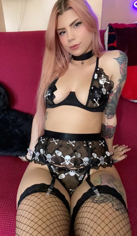 Pandahugz modelo atractivo foto