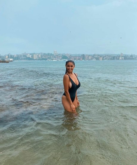 Chanelle Punton estrella de alta definición fotos