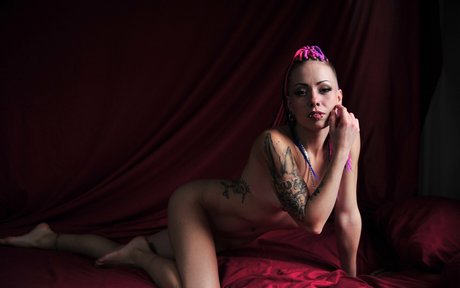 the inkedrabbit modelo desnudos imagen