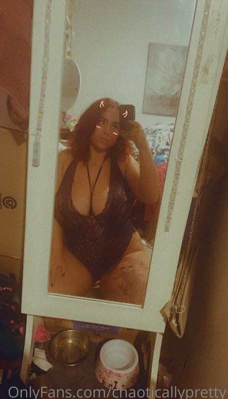 chaoticallypretty estrella desnuda galerías