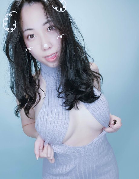 yooniefree modelo erótico imagen