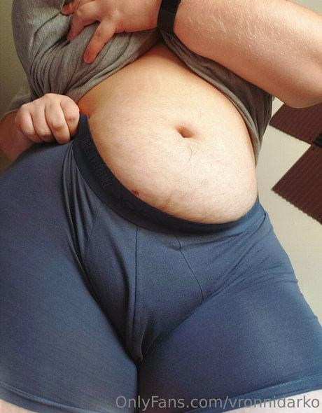 vronnidarko buen modelo recopilación