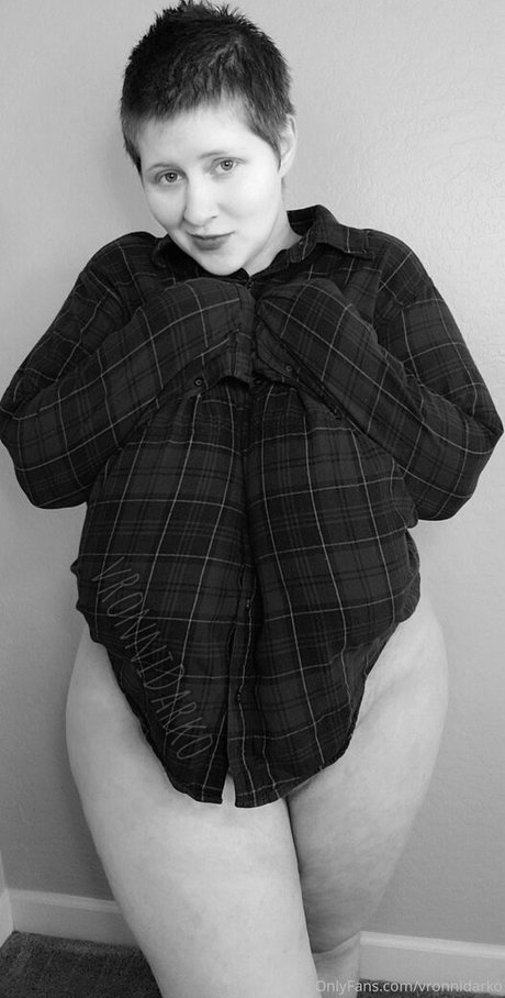 vronnidarko estrella porno exclusiva foto