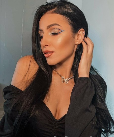 bb demi mejor modelo galerías