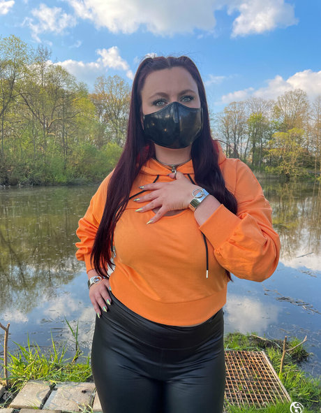 vaquera de tetas grandes onlyfans xxx desnudo fotos