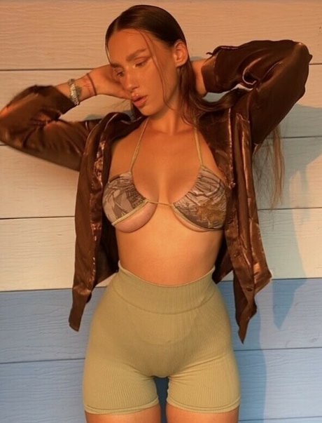 Ambzzie Ambzzzie estrella caliente foto