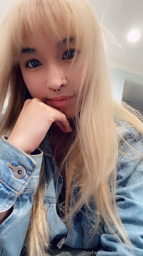 mochii xo hermosa estrella archivo