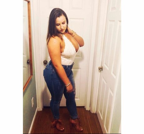 Lizzy Maguire estrella adulta foto