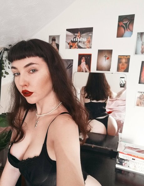 dinkydemure buena estrella porno fotos