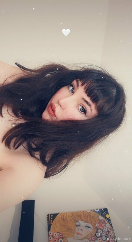 dinkydemure modelo sexy fotos