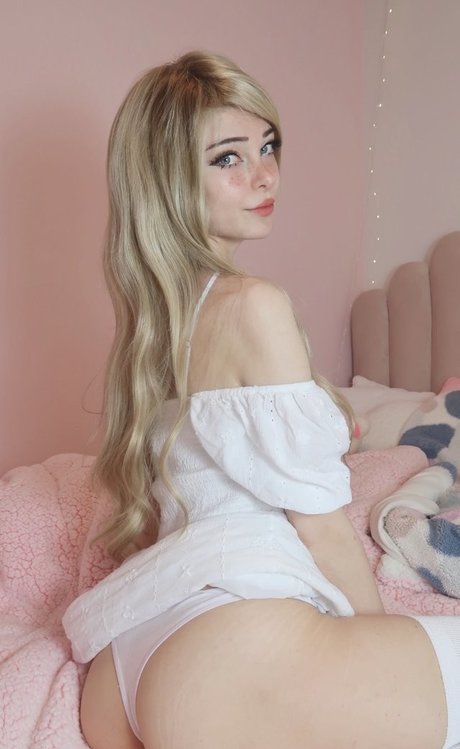 Faerver modelo pornografico imágenes