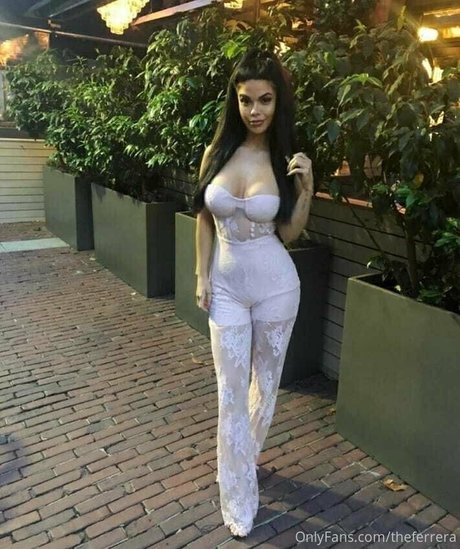 theferrera estrella porno hermosa galería