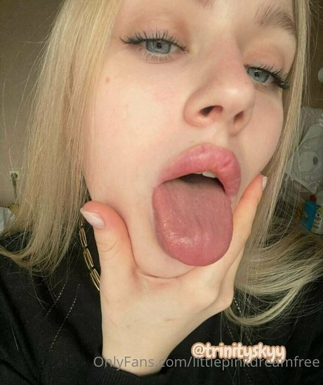 littlepinkdreamfree modelo desnudos imagen