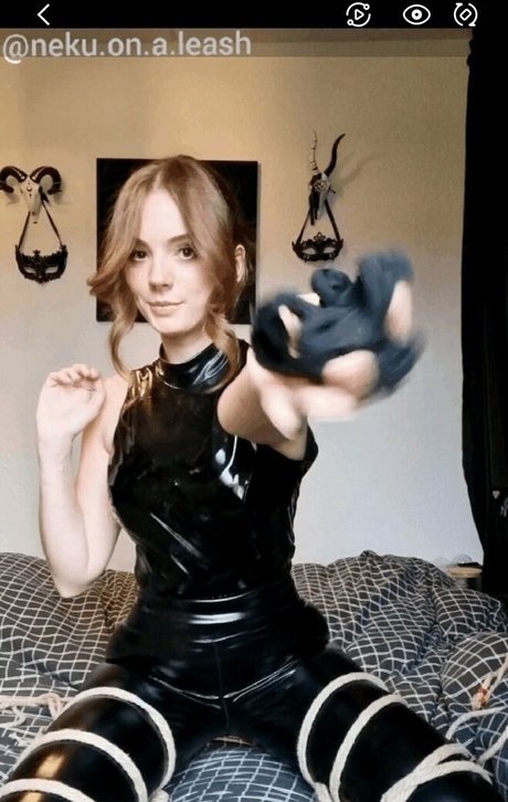 neku on a leash ppv estrella del sexo foto