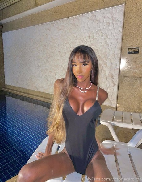 victoriacarolino actriz de desnudos archivo