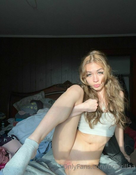 lilypopz actriz de alta calidad archivo