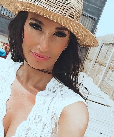 Lara Moreno buena estrella porno galerías