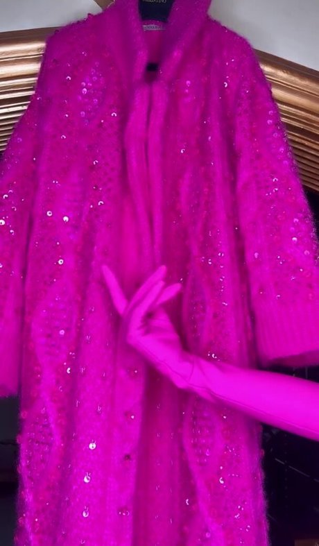 Kathryn Newton estrella porno gratis galerías