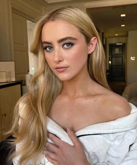 Kathryn Newton estrella del sexo recopilación