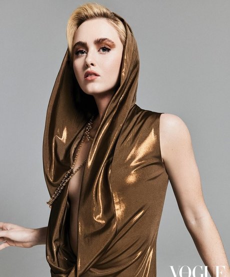 Kathryn Newton estrella caliente imagen