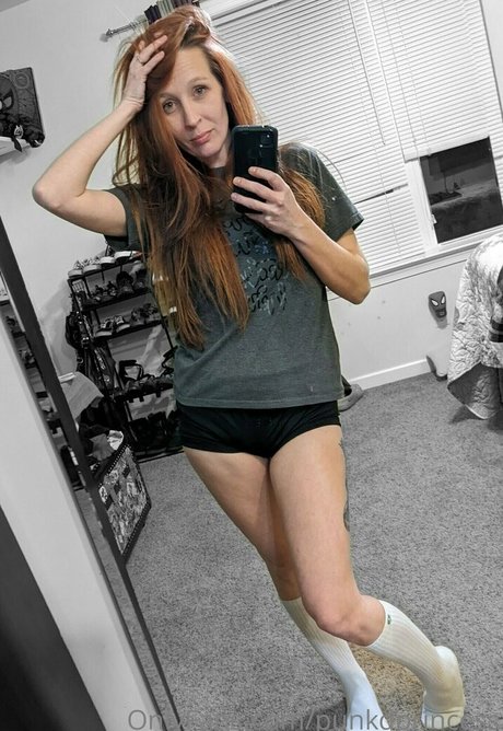 punkdprincess modelo de alta calidad imagen