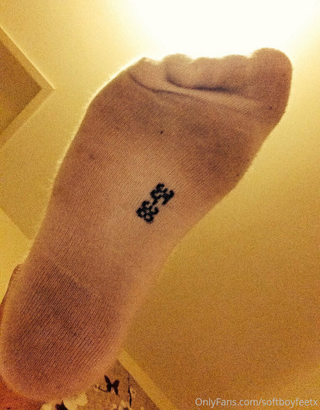 softboyfeetx modelo caliente imágenes