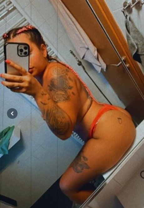 Mandygriffen arte estelar imagen