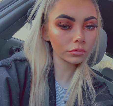 Lolateen18 bonita modelo foto