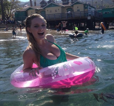 itssbriibitchh modelo desnudo archivo