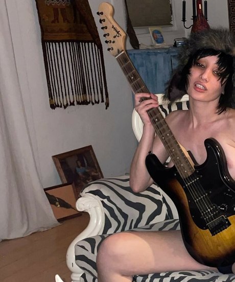 amargo deleite modelo mejor galería