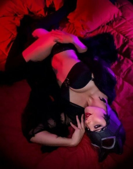 Cassandracosplay actriz desnuda imágenes