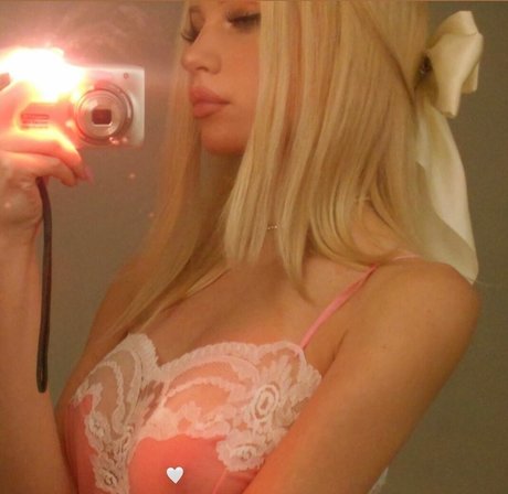 blondie angelika modelo porno imágenes