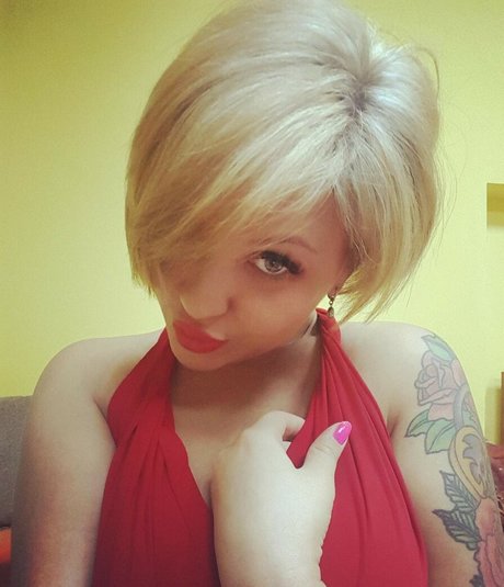 Marina Burnashova estrella del arte imágenes