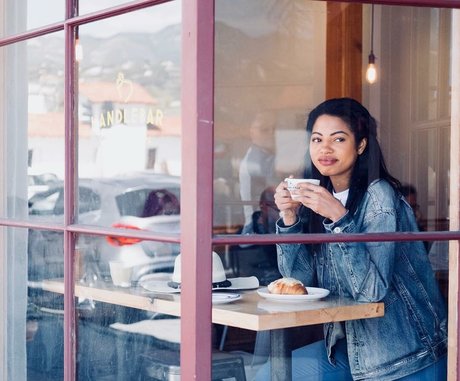 Camille Hyde modelo de alta definición fotos