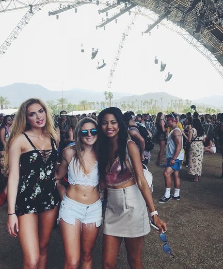 Camille Hyde modelo de arte fotos