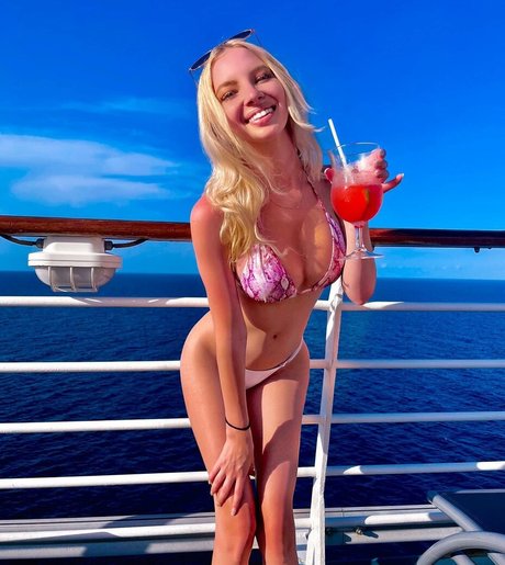 Taylor Drew estrella porno adulto fotos