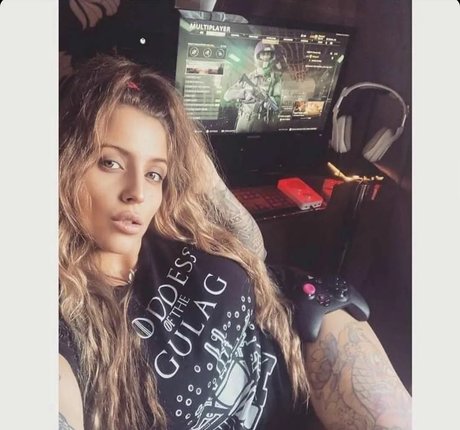 Whispah gaming estrella porno perfecta foto