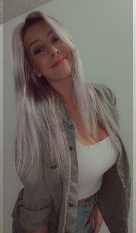 Hannah Murrell modelo exclusivo foto