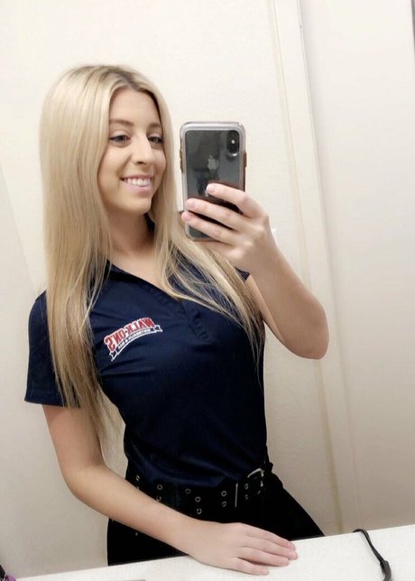 Hannah Murrell modelo desnudos foto