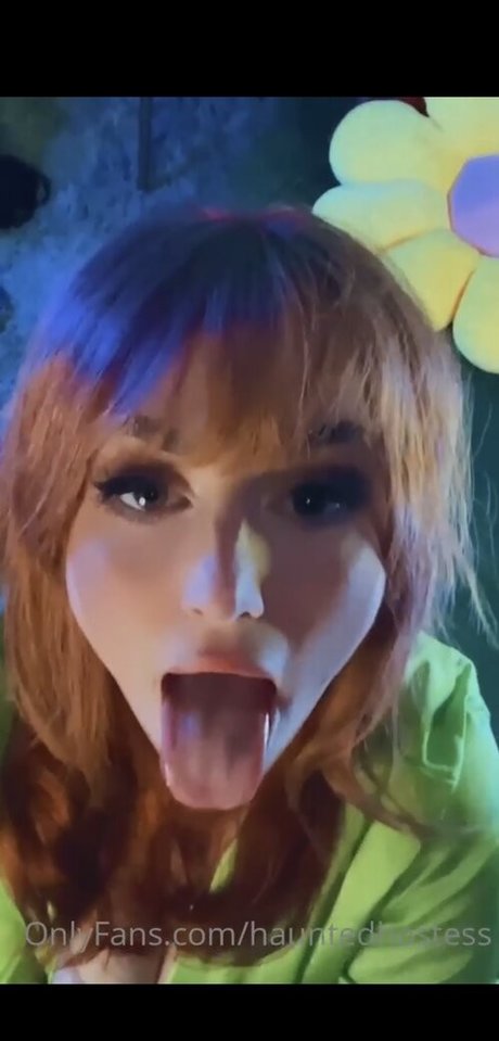 Haunted Hostess estrella de alta calidad imágenes