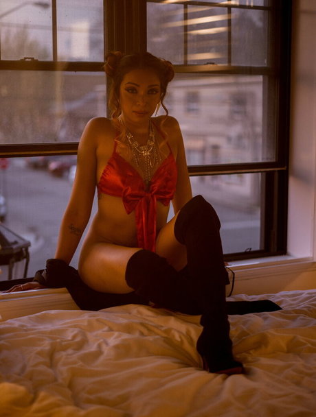 Rubi Satha modelo de alta definición imágenes