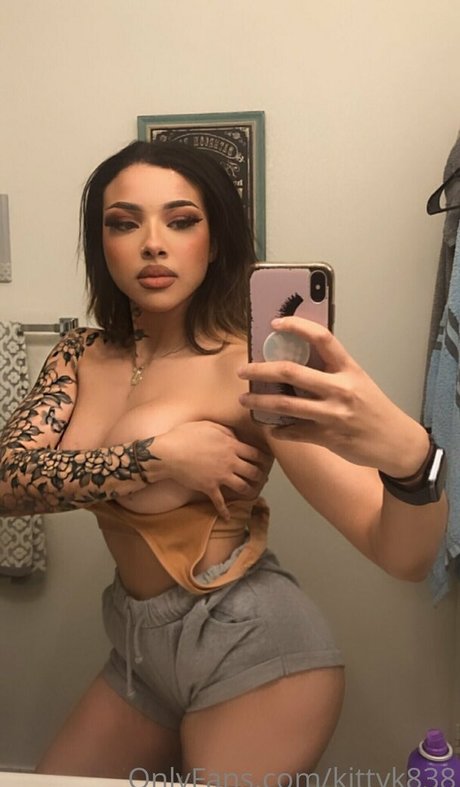 KittyK838 estrella porno superior imagen