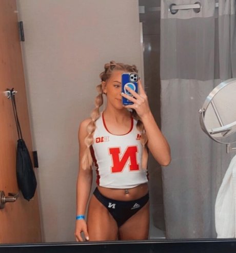 Jess Gardner estrella porno perfecta foto