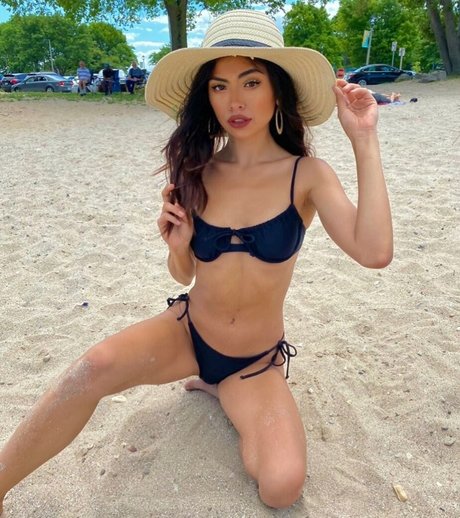 Rinka Moon estrella porno de arte imágenes