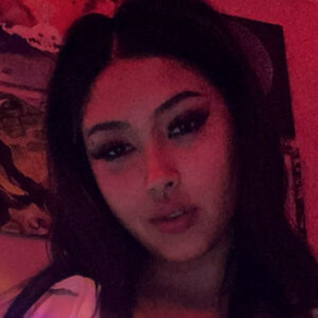 Pearl Niyada estrella porno mejor foto