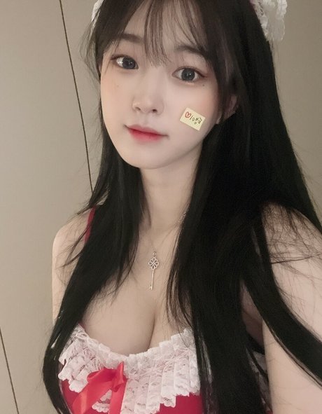 Moonwol0614 bonita estrella porno imagen