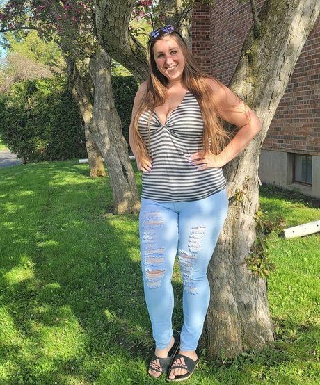 Caityy Cakesss estrella pornografica imagen