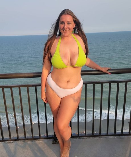 Caityy Cakesss estrella porno superior imagen