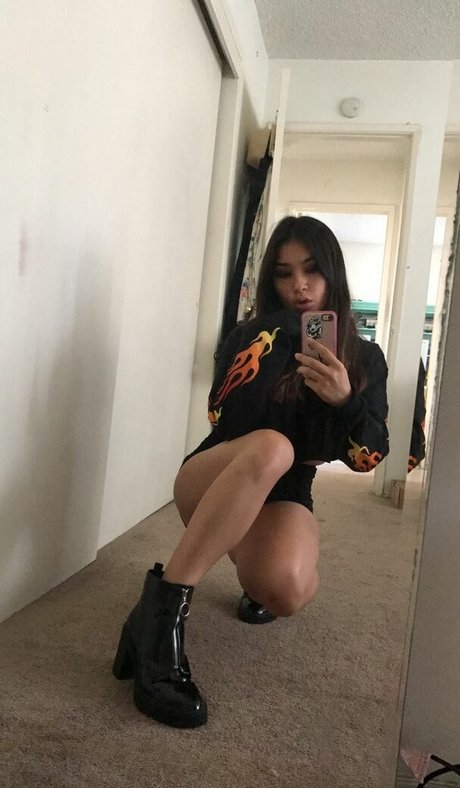 Sofia Addotta hermosa estrella porno imagen