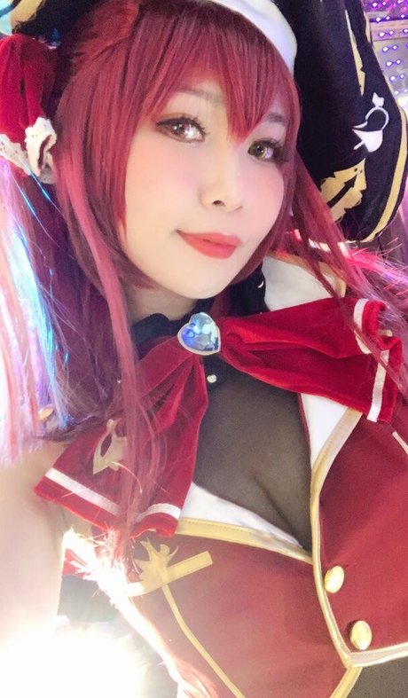 Akicoser hermosa actriz foto